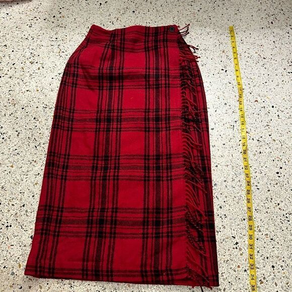 NWT Red tartan plaid wrap skirt wool fringe 2P petite - Picture 1 of 6